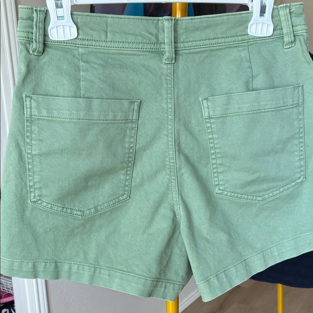 GAP Green Bermuda Shorts Classic Cotton Blend